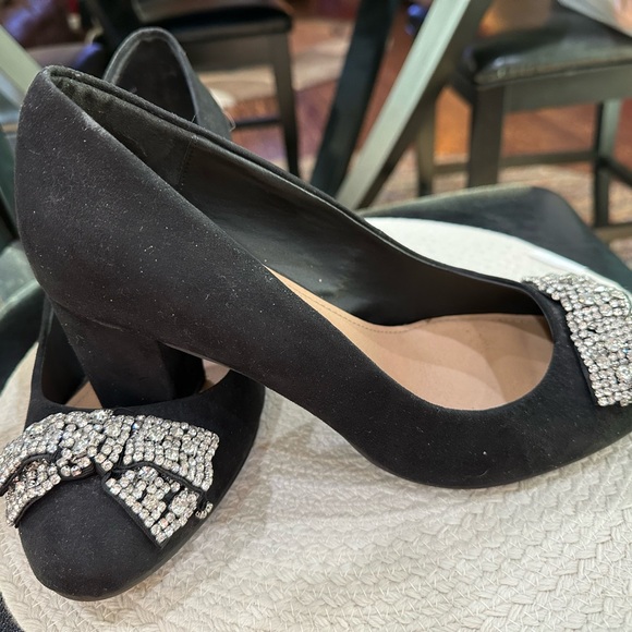 Black Torrid Platform Heels with Bow - Picture 2 of 6